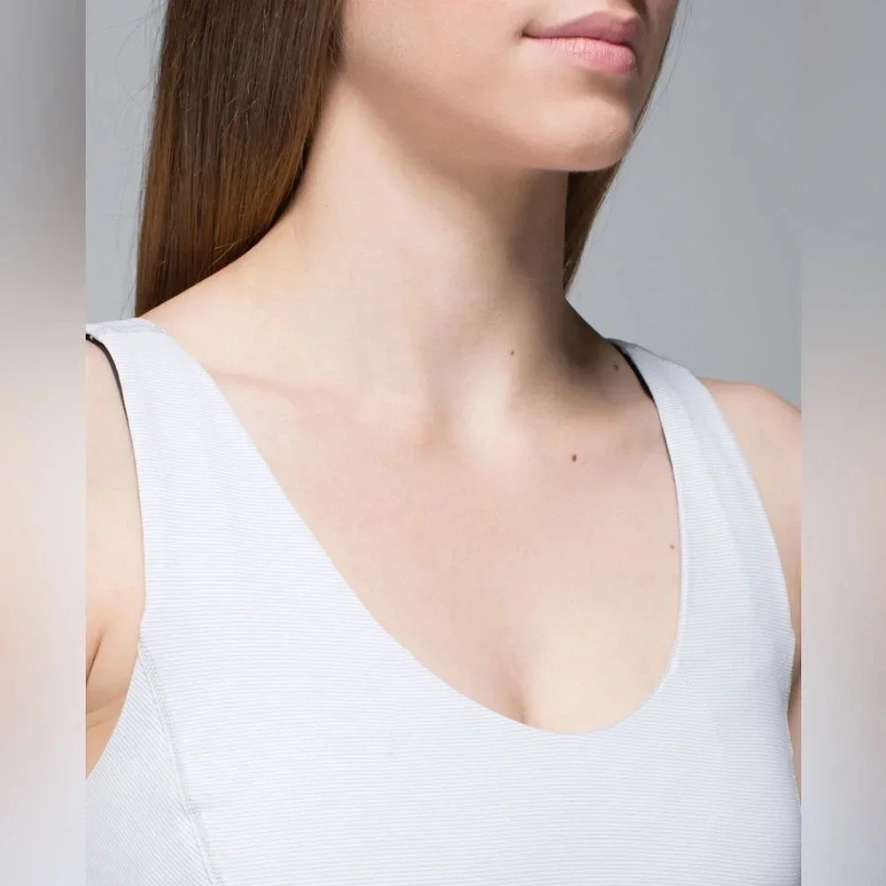 Lululemon Run: Ta Ta Topper White Gray Stripe Size 8 Yoga Active‎ Workout Top